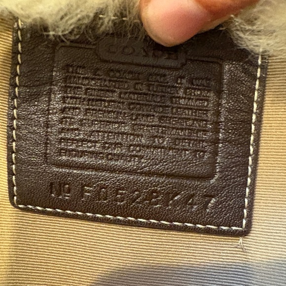 Vintage Coach Signature Shearling Duffle With Suede Bottom - Picture 17 of 17